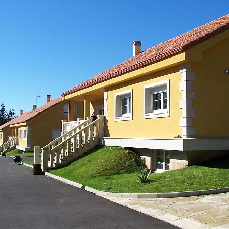 Apartamentos Turisticos San Breixo Carballo Eksteriør billede
