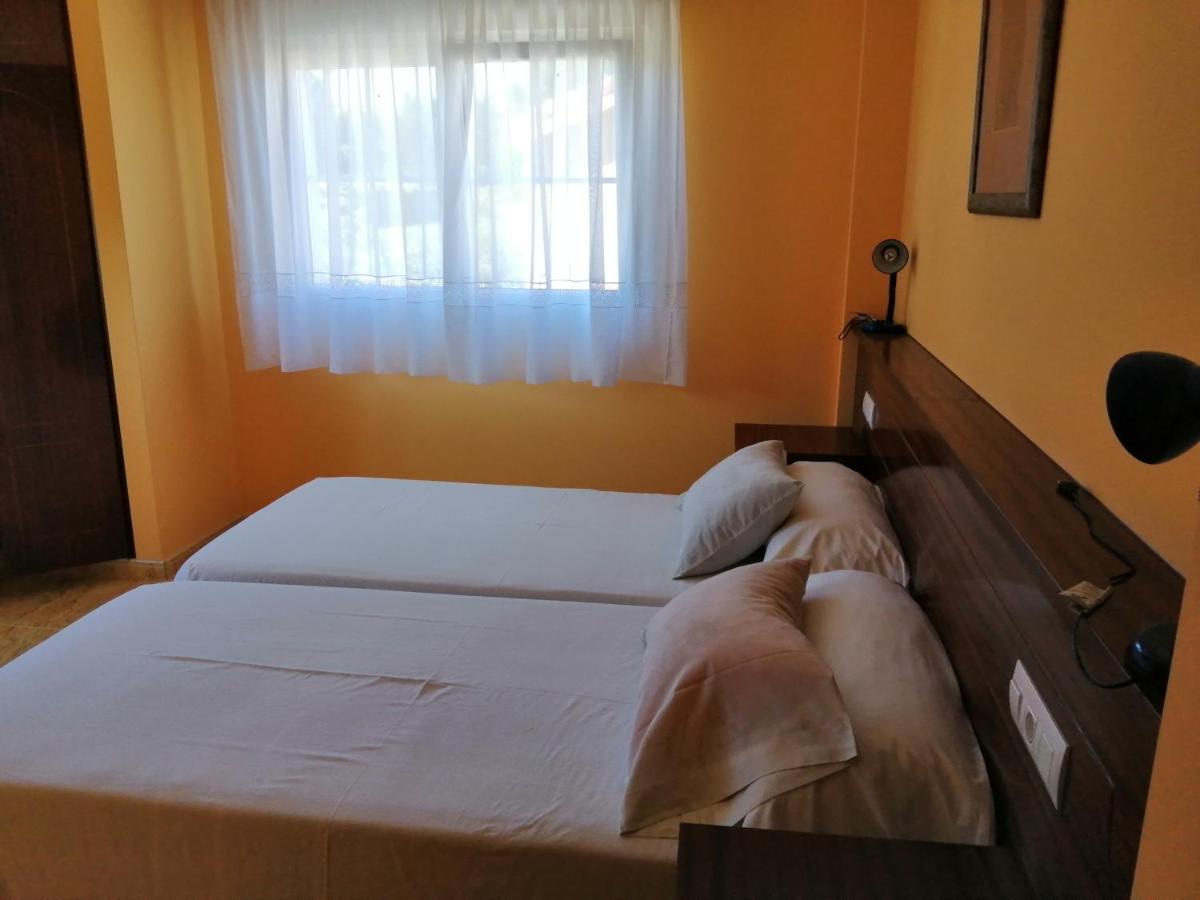 Apartamentos Turisticos San Breixo Carballo Eksteriør billede