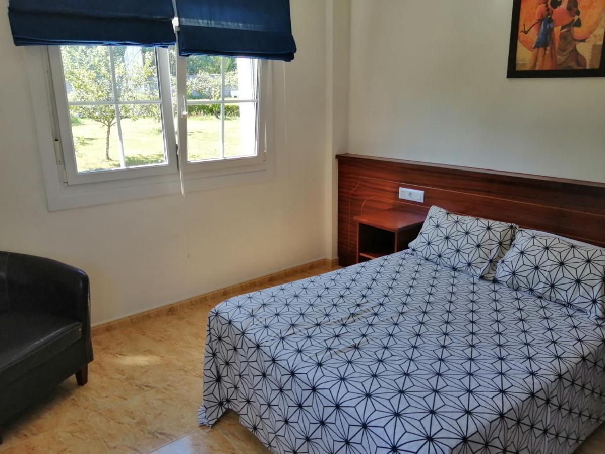 Apartamentos Turisticos San Breixo Carballo Eksteriør billede